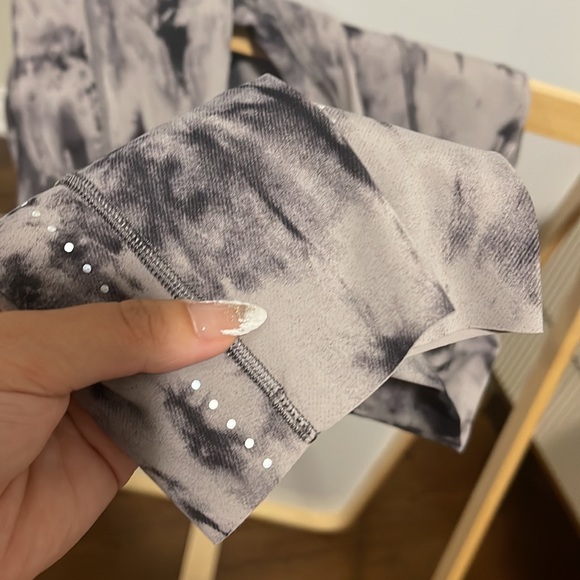 LULULEMON FAST AND FREE HIGH RISE TIGHT 25" - Picture 6 of 7